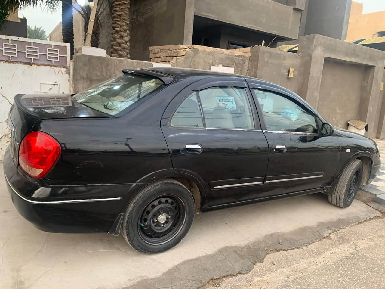 نيسان صني • ٢٠٠٥ • مكينة ١٨٠٠