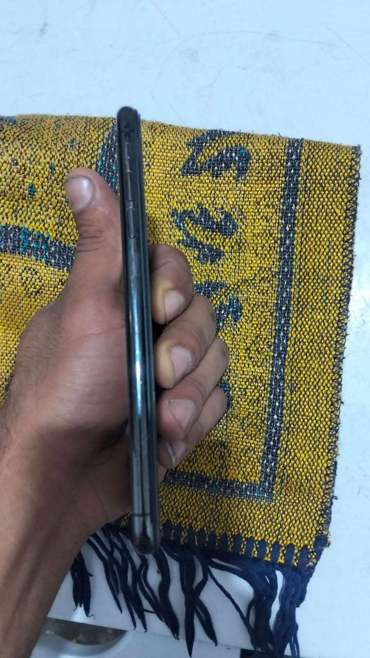 ايفون اکس ماکس • مستعمل • بغداد