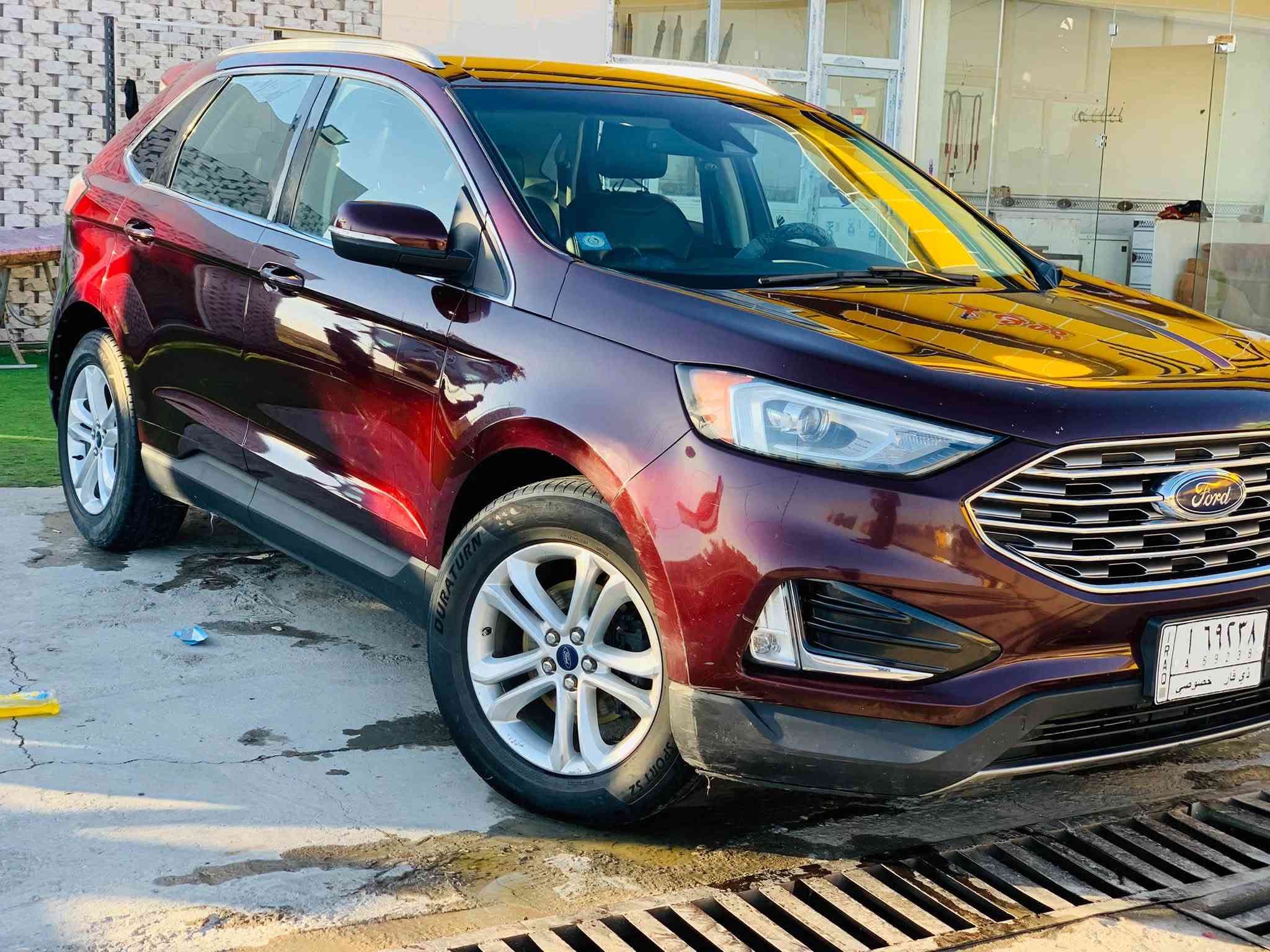 سياره فورد مديل 2020 ع ايد شخص واحد
للستفسار ***********

نص مكتوب في الصور:
- الفخامة .. القوة .. الأمان FORD EDGE 2020 فول مواصفات محرك 2.0 تيربو | 4 سلندر المحرك EcoBoost 2.0 لتر تيربو - 4 سلندر القوة 250 حصان العزم 373 نيوتن.م القير أوتوماتيك 8 سرعات SelectShift الدفع أمامي أو رباعي ذكي (حسب المواصفات) الوقود بتزين سعة التانكي حوالي 70 لتر عدد الركاب 5 أهم المواصفات والميزات فتحة بانوراما كهربائية كراسي جلد كهربائية تدفئة وتبريد المقاعد الأمامية تدفئة المقاعد الخلفية دركسون مدفأ شاشة كبيرة مع نظام ملاحة شحن لاسلكي للهاتف نظام صوت B&O (12 سماعة) مثبت سرعة متكيف مع التوقف والانطلاق Lane Centering كاميرا أمامية 180 درجة إضاءة LED متطورة Active Park Assist حساسات أمامية وخلفية نظام أمان متكامل من الأمام من الخلف المقصورة الداخلية فتحة بانوراما فرصتك لامتلاك فورد إيدج 2020 سيارة نظيفة جاهزة للفحص للتواصل والاستفسار اتصل على الرقم
- Ford Go Further 2020 فورد إيدج FORD EDGE أناقة .. قوة .. راحة المواصفات الرئيسية المحرك 2.0 لتر تيربو 4 سلندر (EcoBoost) | القوة 250 حصان العزم 373 نيوتن.م. ناقل الحركة أوتوماتيك 8 سرعات (بدون ماوس) الدفع دفع أمامي (FWD) الوقود بنزين سعة التانكي حوالي 70 لتر عدد الركاب 5 ركاب واجهة أمامية أنيقة من الخلف داخلية فاخرة إضاءة LED حديثة إضاءة LED أمامية وخلفية حساسات أمامية وخلفية (تنبيه عند الركن) كاميرا خلفية بجودة عالية دركسون مدفأ تدفئة المقاعد الأمامية والخلفية كراسي جلد كهربائية سائق وراكب أمامي مكيف هواء أوتوماتيك ثنائي المنطقة للتواصل واتساب او اتصال فورد إيدج .. الخيار الأمثل لمن يبحث عن التميز والاعتمادية Ford EDGE
- FORD EDGE 2020 فخامة .. قوة .. راحة للبيع المواصفات الأساسية المحرك 2.0 لتر تيربو 4 سلندر (EcoBoost) القوة 250 حصان القير أوتوماتيك 8 سرعات (SelectShift) الدفع دفع أمامي (FWD) الوقود بنزين سعة التانكي 70 لتر عدد الركاب 5 كيز ماوس (دوتتاش) من الأمام من الخلف الداخلية (كير ماوس) المقصورة الداخلية جلد فاخر - مقاعد كهربائية بدون فتحة سقف (سقف عادي) إضاءة LED متطورة نظام ركن ذكي (Active Park Assist) كاميرا 360° محيطية مثبت سرعة متكيف مع التوقف والانطلاق نظام صوت B&O (12 سماعة) شاشة لمس مع ملاحة مقاعد جلد كهربائية مع تدفئة وتبريد تكييف ثنائي المنطقة (أمامي وخلفي) سيارة تجمع بين الأداء الراقي والراحة المطلقة للاستفسار والتواصل اتصل على الرقم