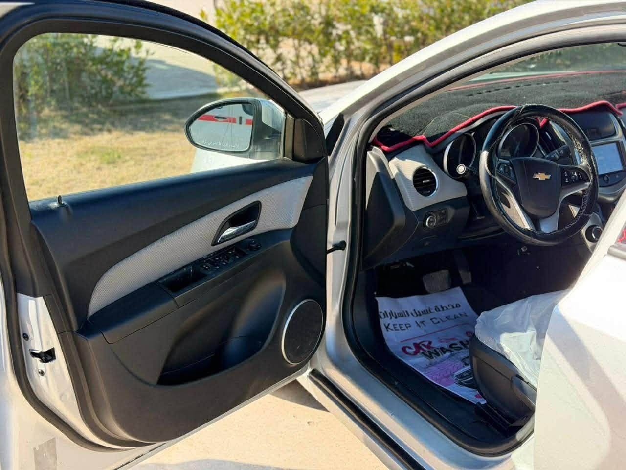 السلام عليكم (بيع مستعجل)
شيفروليه كروز Chevrolet Cruze
بيع 
الموديل 2017

رقم السيارة | شمالي أربيل

موقع السيارة |بغداد -الدوره

السيارة وارد خليجي .

المواصفات

شاشة كبيرة الحجم .

شاشة أعطال 7

کیر جدید

محرك جديد

تحکم استيرن جهتين .

نافذة ups

تحكم مري كهربائي

.تبريد تدفئه تخم تاير 

جرص احزام الامان

جرص 120

صندوك بصمة .

مانع انزلاق

کشاف ضبابي خلفي

وبقية المواصفات المعروفة
للاستفسار ***********

ملاحظات

الجانب الأيمن  - الجاملغ الامامي بارد شبر 

 الجانب الأيسر بارد بالجاملغ الامامي
الباقي مكفول السياره خليجيه  ماشيه 112 قابل للزياده 
السعر 83 وبيها مجال شي قليل

