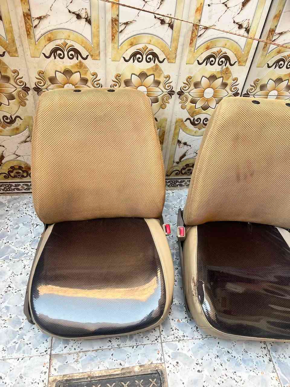 سلام عليكم كشنات سمند للبيع مكان نجف كوفه ***********. سعر ٧٥وبيهن مجال
واتساب ***********
