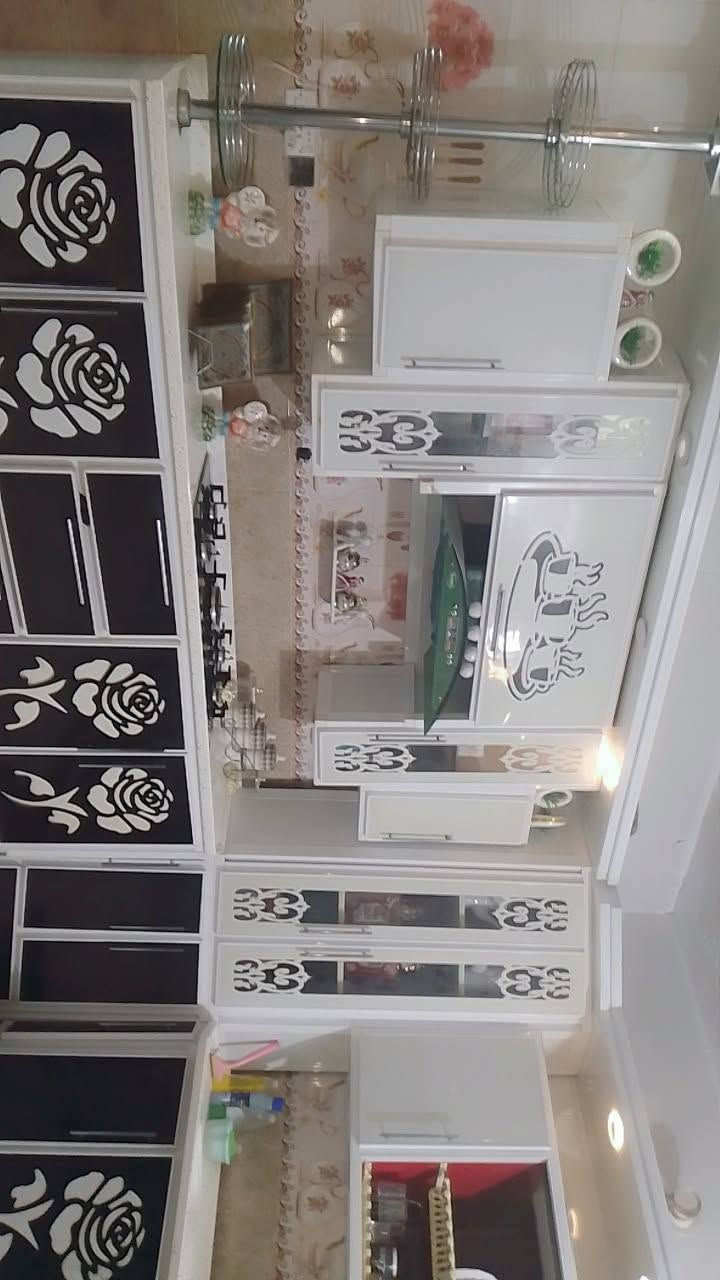خزائن مطبخ • تواصل