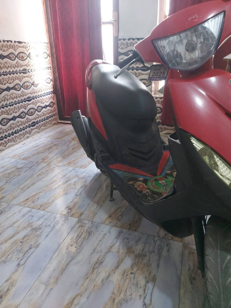يالله سلام عليكم دراجة ماكس عدلة كلش مرتبة دراجة حلو صالنصة رياضة للستفستر ***********
