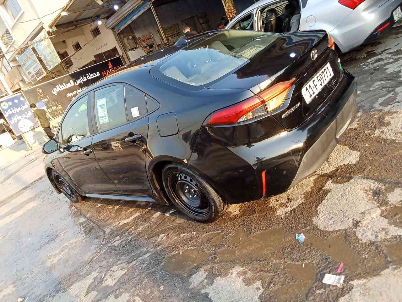 السلام عليكم كورلا موديل 23 امريكي بانزين للبيع حادثه جنطة وجاملغ امامي الايسر وبنيد مبدل بيه 3 قطع مرقمه بيدي بغداد نكليزي بسمي سنوية لغاية 31 هزة جديدة ماشية 46 الف بعده جديدة السعر 128 صور الحادث مع الاستفسار اكثر واتساب موجود ***********
