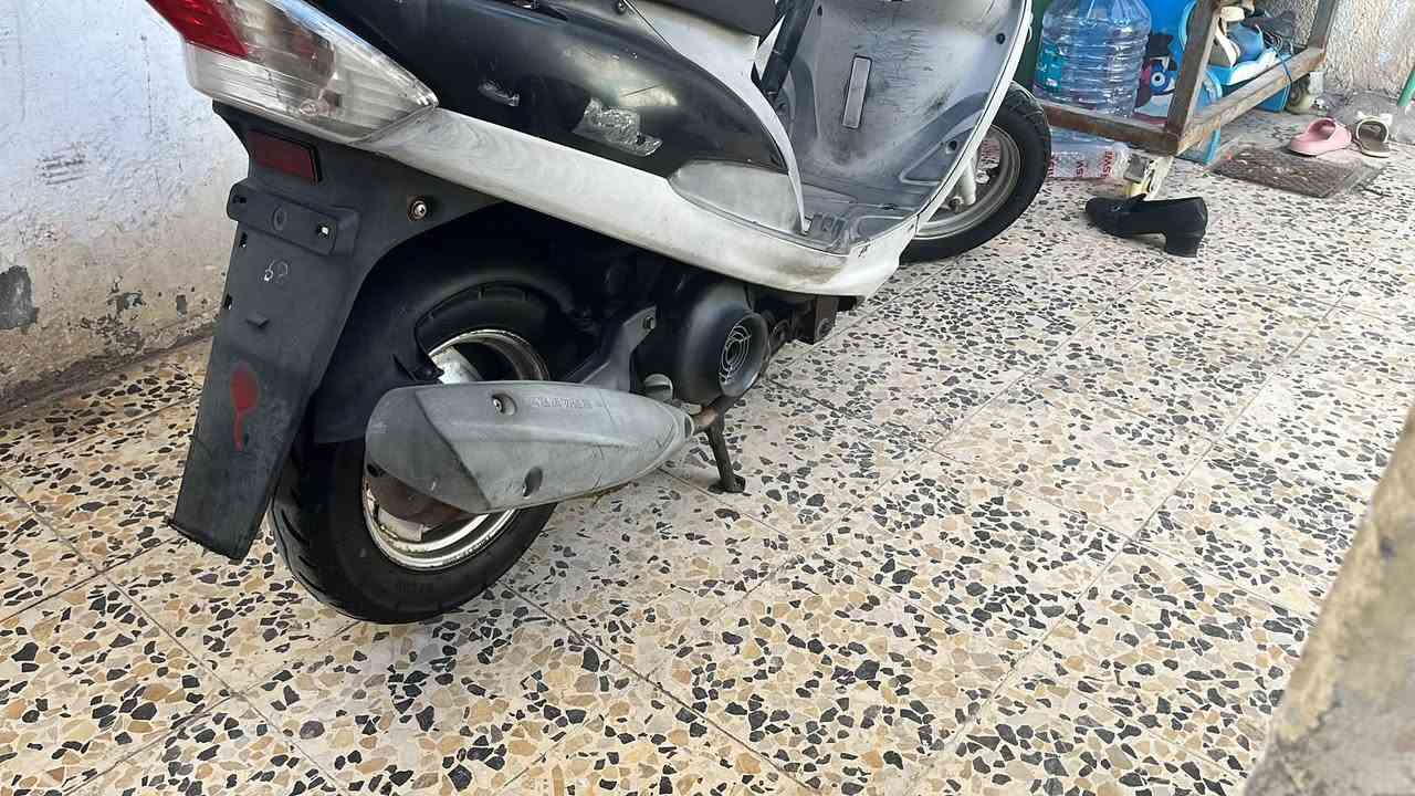 ماكس منغولي للبيع لدراجه كامله بس المدكر المامي مكسور  البصرة الجبيله رقمي ***********  سعره 825
