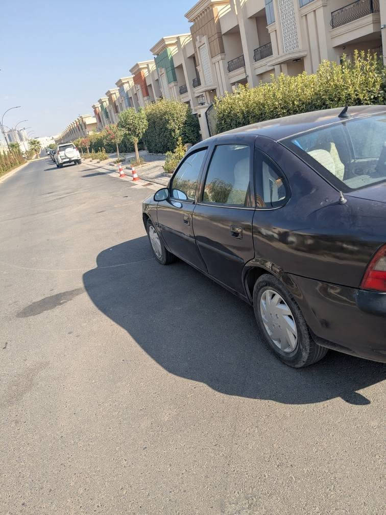 اوبل موديل ١٩٩٦كير توماتيك مكينه ١٨فل  رقم هه ولير تحويل بشرت سنوي ٢٠٣١ هزه ٢٠٢٧ صبغ عامه لو جواني بي ليدران أربيل, العراق
