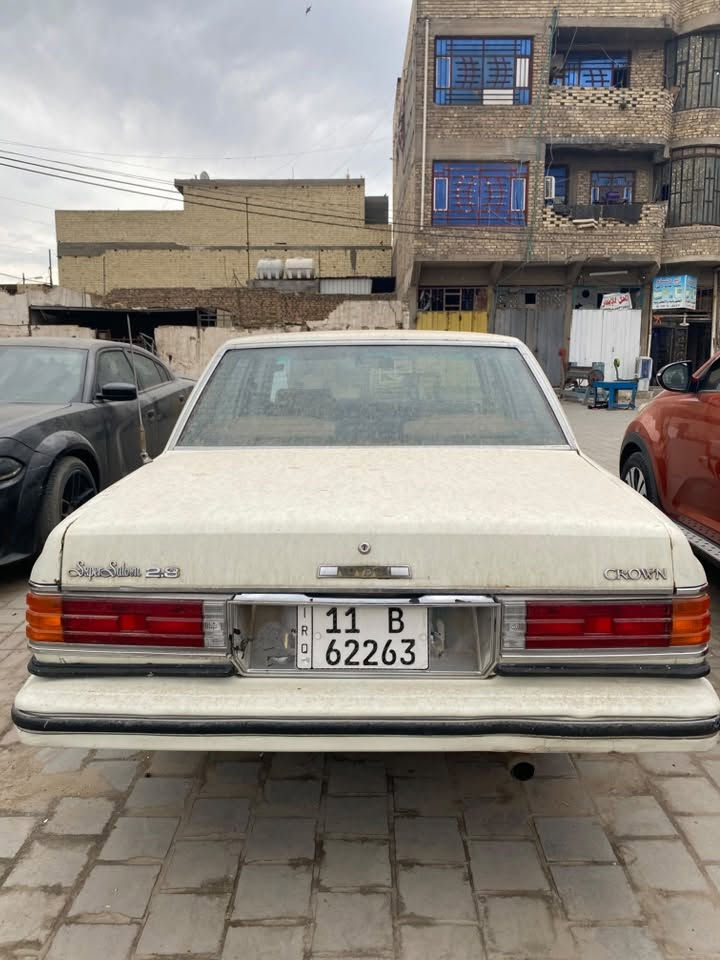 سوبر 82 • 6 سلندر • لوحات نكليزي