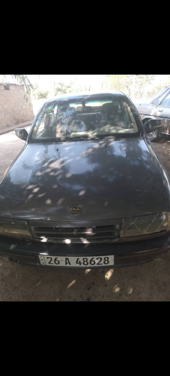 اوبل فكتره سياره حلوه كير محرك تايرات باتري جدييد رقم صلاح الدين مشروع وطني سنويه لل30 بسمنه حجم 18 كير ومحرك شرط مصبوغه عام جماليه سعرهه 27
***********
