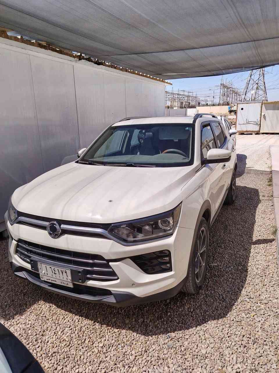 السلام عليكم
سيارة كوراندو موديل 2022 محرك 1500 تيربو مكفولة من الضربة والصبغ ماشية 65000 . 
للتواصل الاتصال على الرقم ***********
