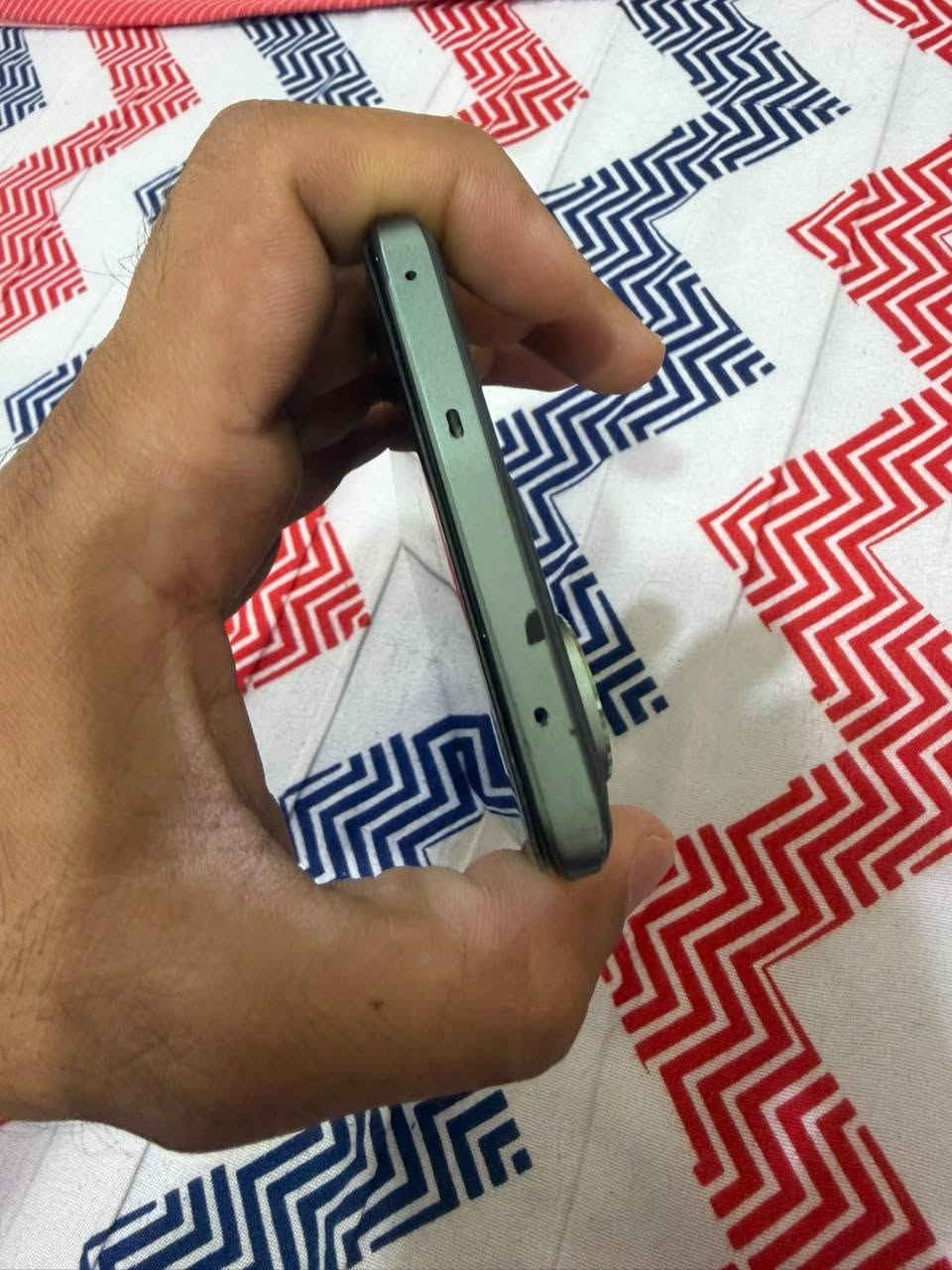ريلمي15برو ذاكره512 جهاز نضيف بدون عطل مداخل تصليح كامل ملحقات سعر الجهاز 445الف قفل 
مكاني ديالى خانقين 
***********
توصيل فقط باعتماد
