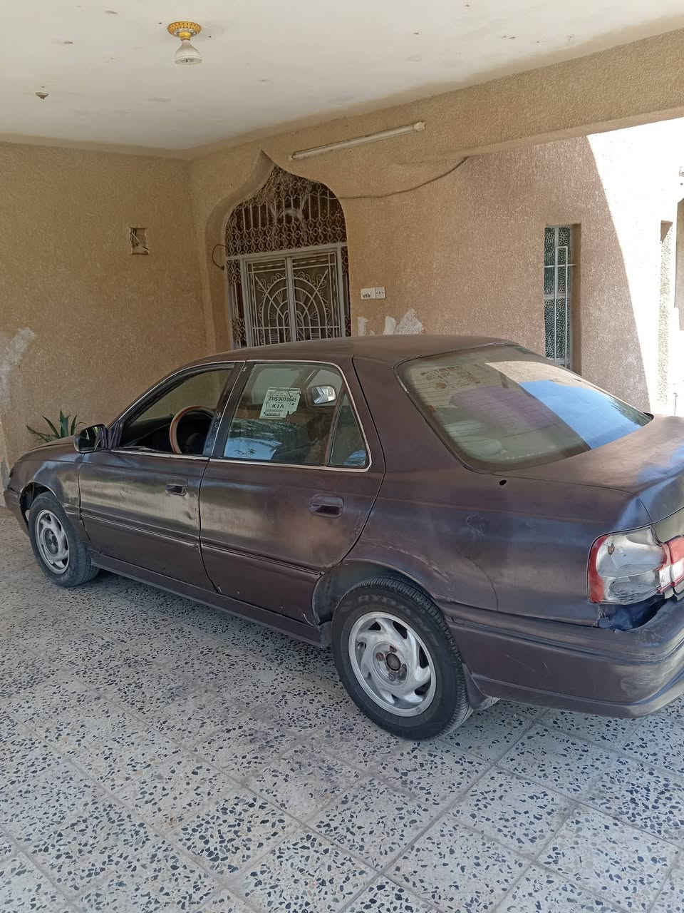 السلام عليكم سيارة النترا دمعه 94 محرك 1800  كير اوتماتيك سيارة بأسمي رقم انبار جديد يرادلها ترتيب شويه السعر  / 24 /   ***********
