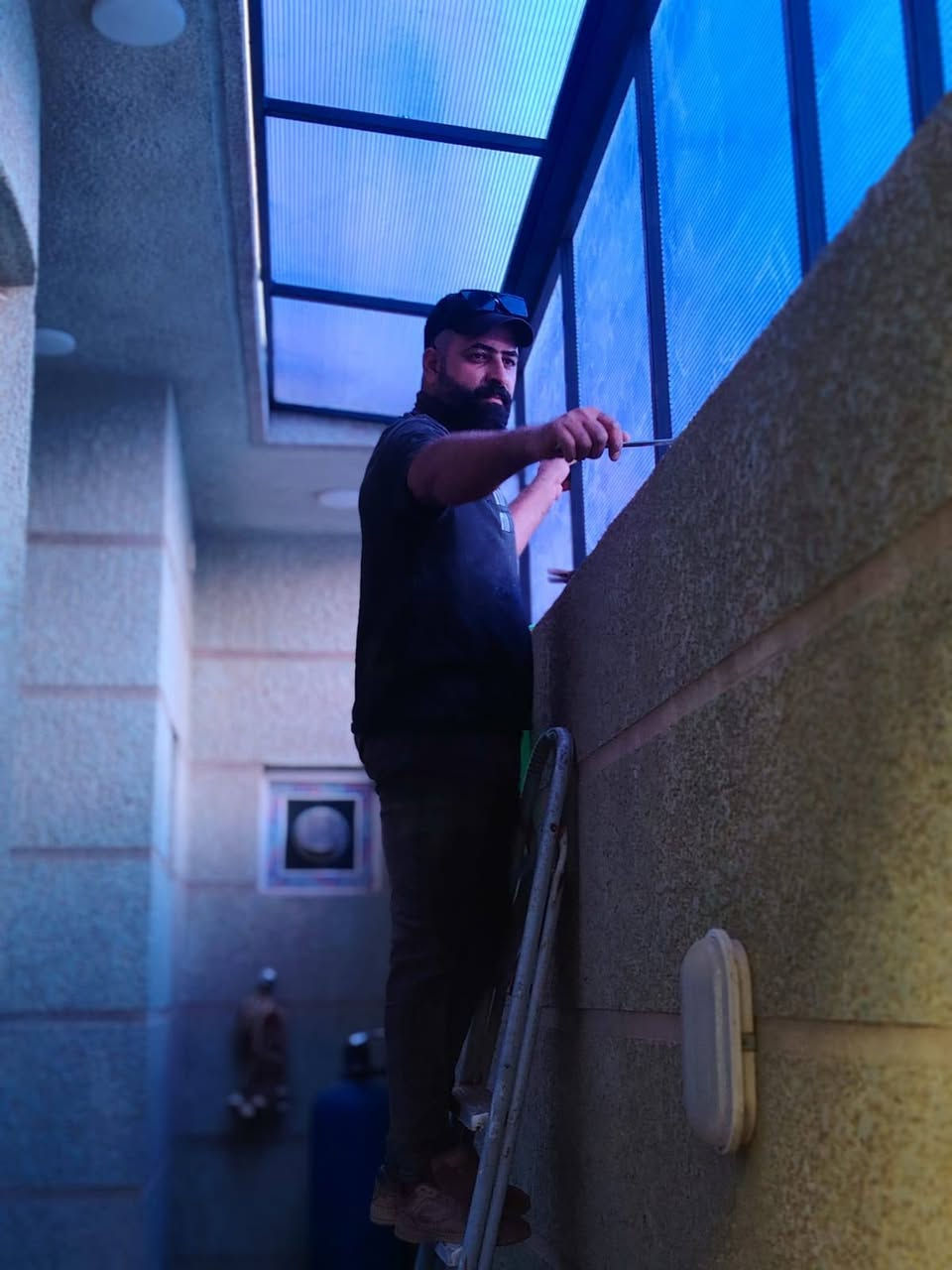 🔧✨ #معمل_حدادة_والمنيوم الأخوين ✨🔧
متخصصون في كافة أعمال الحدادة بأعلى جودة وأحدث التصاميم.

🔹 خدماتنا تشمل:

أبواب خارجية 🚪

أبواب داخليه 

شبابيك منزلية 🪟

محجرات عصرية 

أبواب القاصة 🔒
قمريات كي سبان 
🔸 المواصفات:

نقدم أحدث الموديلات 💎

أنواع الحديد حسب طلب الزبون 🛠️

سماكة الحديد: 1.5 ملم و 2 ملم

📍 العنوان: كوت قرب جسر السفحه 
📞 للتواصل:
***********

💬 واتساب متوفر

#جودة_تستحق_الاختيار 💪 #خبرة_تميزنا
