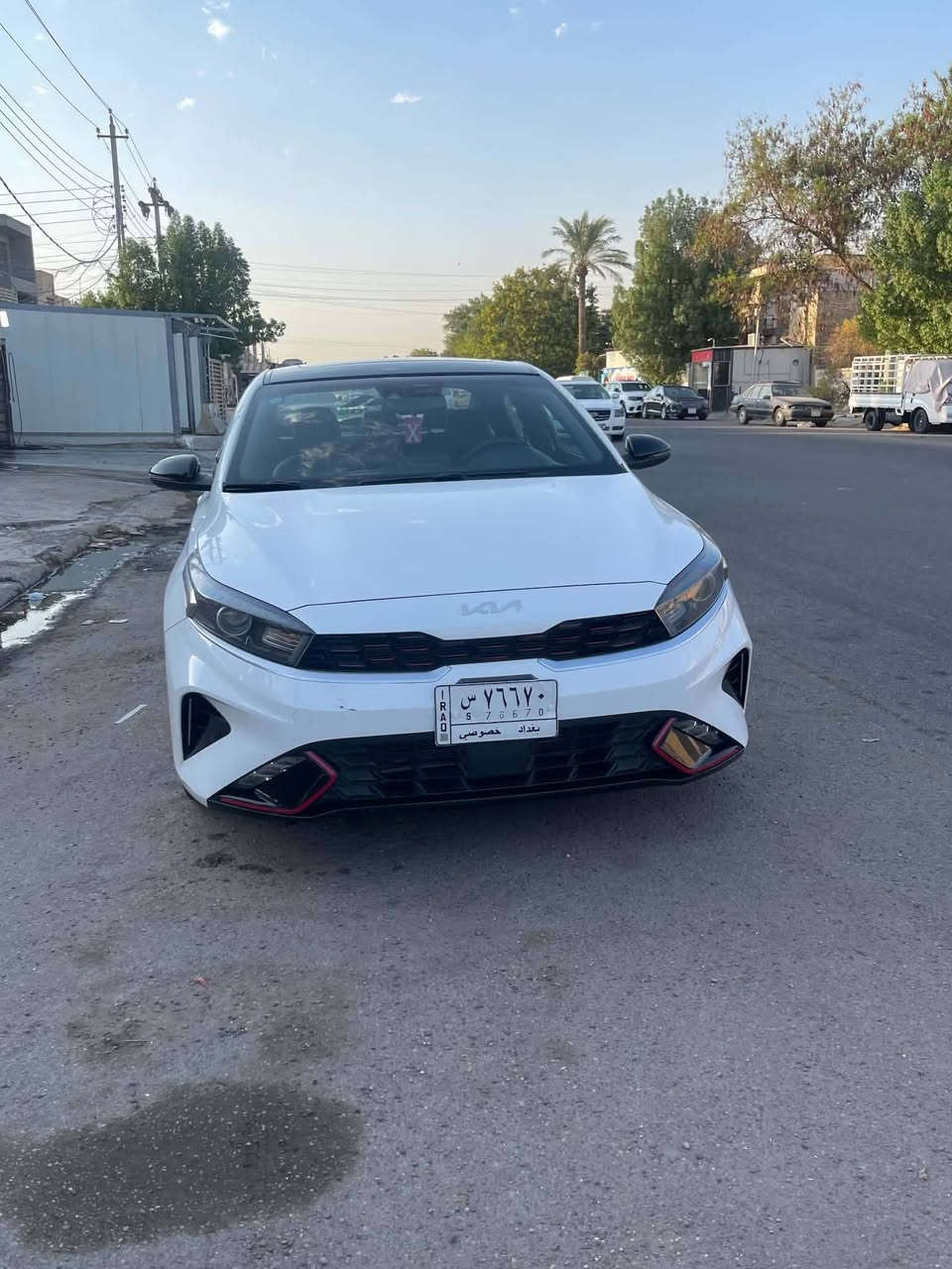 سلام عليكم ورحمة سيارة فورتي ٢٢ فول موصفات مكان حي العامل رقم *********** سعر ١٣٥ بيه مجال قليل
