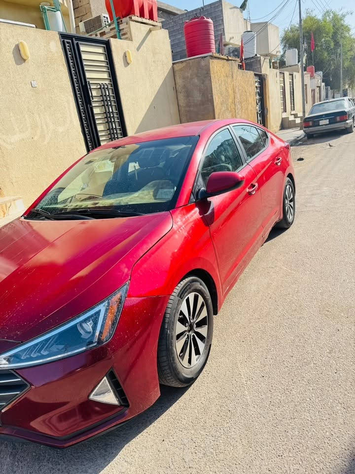 الانترا مديل 19 وارد امريكي حادثه جاملق وبنيد بدون دواخل فقط تبديل بنيد  بدون اي ضرر داخلي بصره معوقين وحره السياره مكينه 2000 دوش سياره جاهزه مراوس فقط ب نيسان سني العده يتفضل عل واتساب ***********

