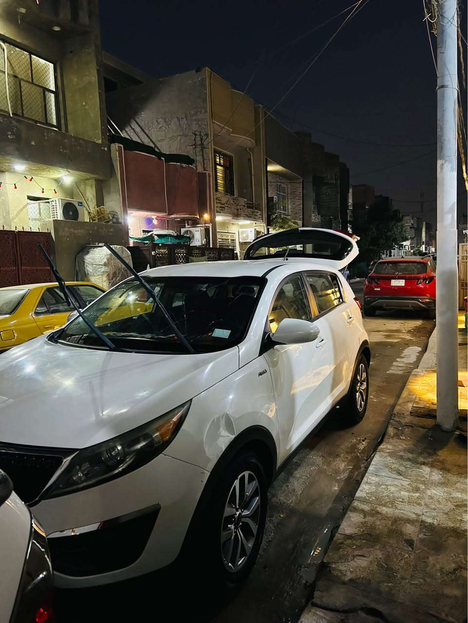 سلام عليكم عندى كيه سبورتج  للبيع مديل 16

سيارة  حادث السيارة ناشر في الصورة  العنوان بغداد الشعب حى البساتين  السعر 130وبيه مجال 

*********** بغداد, العراق
