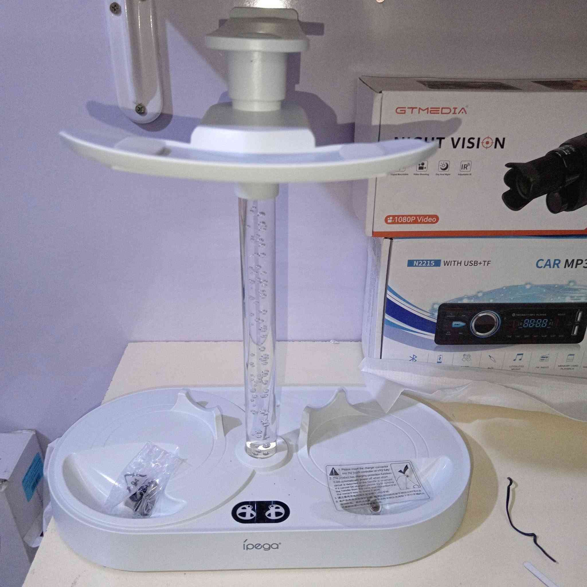 حامل وقاعدة شحن لنظارة وإكسسوارات بلاي ستيشن VR 2 (P5 VR 2 Stand Dual Charge2]
