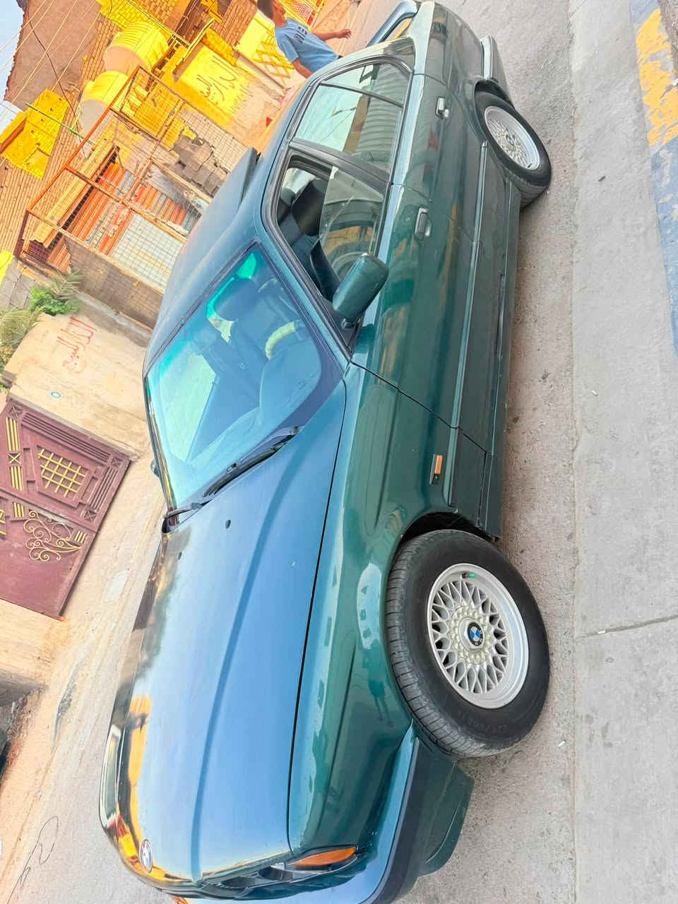 سلام عليكم 540 فول رقم بعداد موديل 93 مكاني بغداد شراي يتواصل ‭***********‬
