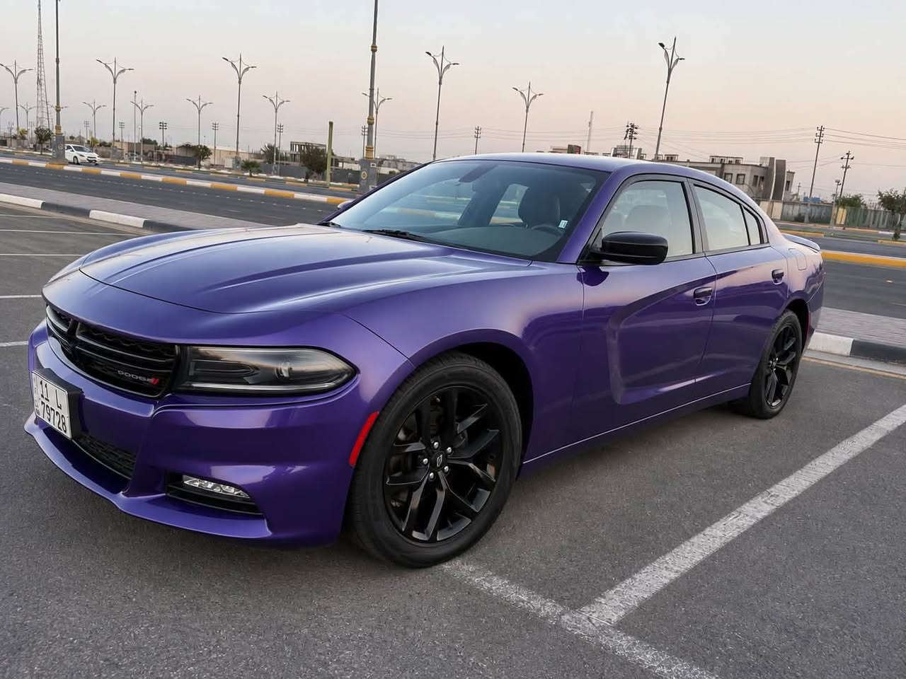 السلام عليكم 

چارجر 2023 sxt

مواصفاتهه معروفه 
رقم بغداد بأسمي 
بچم كبس بدون ايرباك

بيهه كلير من امريكا بدون بارد بدون كلشي فقط كلير 
وباب السايق بالعراق نطخت طخه بسيطه وصلحتهه 

سيارة كلش حلوه وجديده احلى من الصور 
وكل تفاصيلهه وصور الحادث موجودة والسونار  

مكاني كربلاء 

‭***********‬
***********
