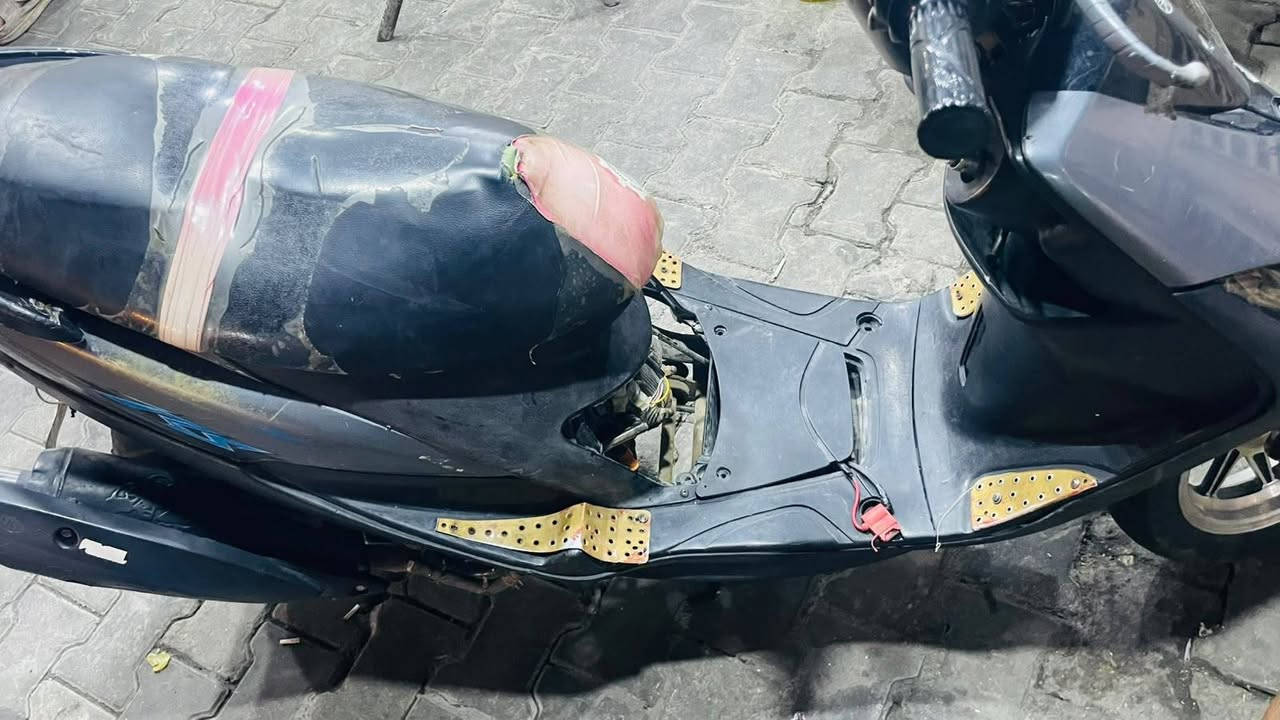 السلام عليكم مكلف مكلف مكلف بل نشر
دراجه ماكس 120
دراجه نضيفه 
مكينه ما مفتحه نضيفه 
دراجه شلعه معدل 
تحتاج ترتيب بصيط 
درجه هندر فقط سلف مايشتغل 
السعر 550بيه مجال بصيط حك الجيه 
رجائن الي مايعرف وماينطي الدراجه حكه لا يراسل 
الرقم*********** وتساب مفتوح دتئمن
