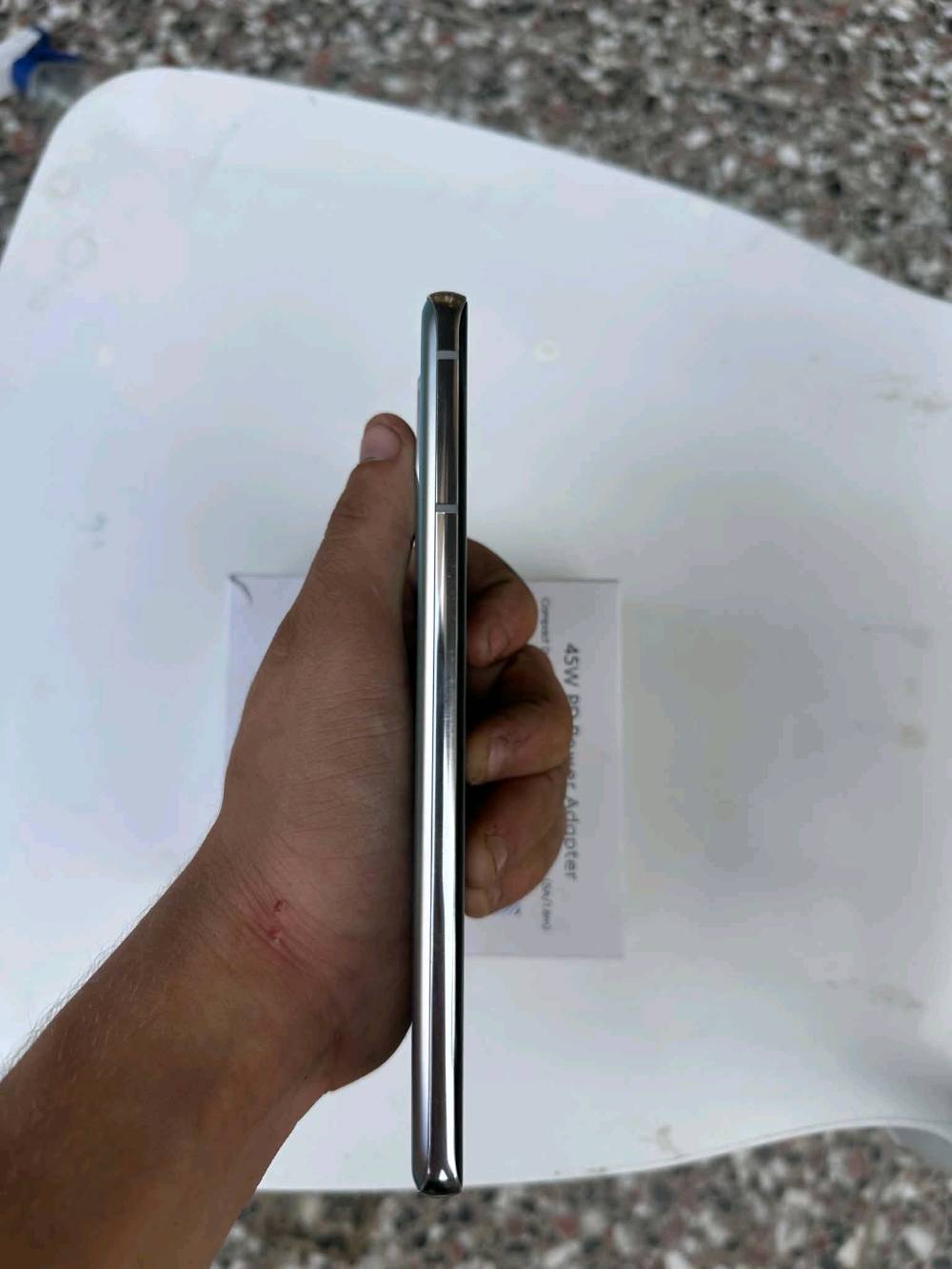 بيع او مراوس S21 الترا5G بطاريه 91

S21 الترا 5G مراوس
ذاكره 128 عشوائي 16
شاشه 120 فريم امولد 2X
معالج سناب دراكون +888
كاميرات من سوني احترفيه 108 بكسل تدعم المثبت البصري 
تصوير فيديو  4K و 8K 
تقريب الزوم مالته 100X
بطاريته 5000 
الهاتف نضيف جدا ومابيه اي خلل كامل مكمل ملحقاته شاحنته الاصليه وحافظه سعره 360 ومجال مكان بغداد البياع رقمي ***********