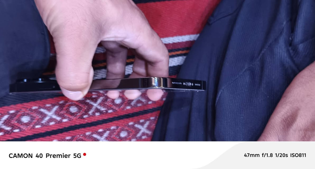السلام عليكم13برو ماكس نضيف كلش لا مفتوح ولا مصلح بطاريه ٧٩ بلاد سعره ٧٥٠ وبي مجال
شرق اوسط
