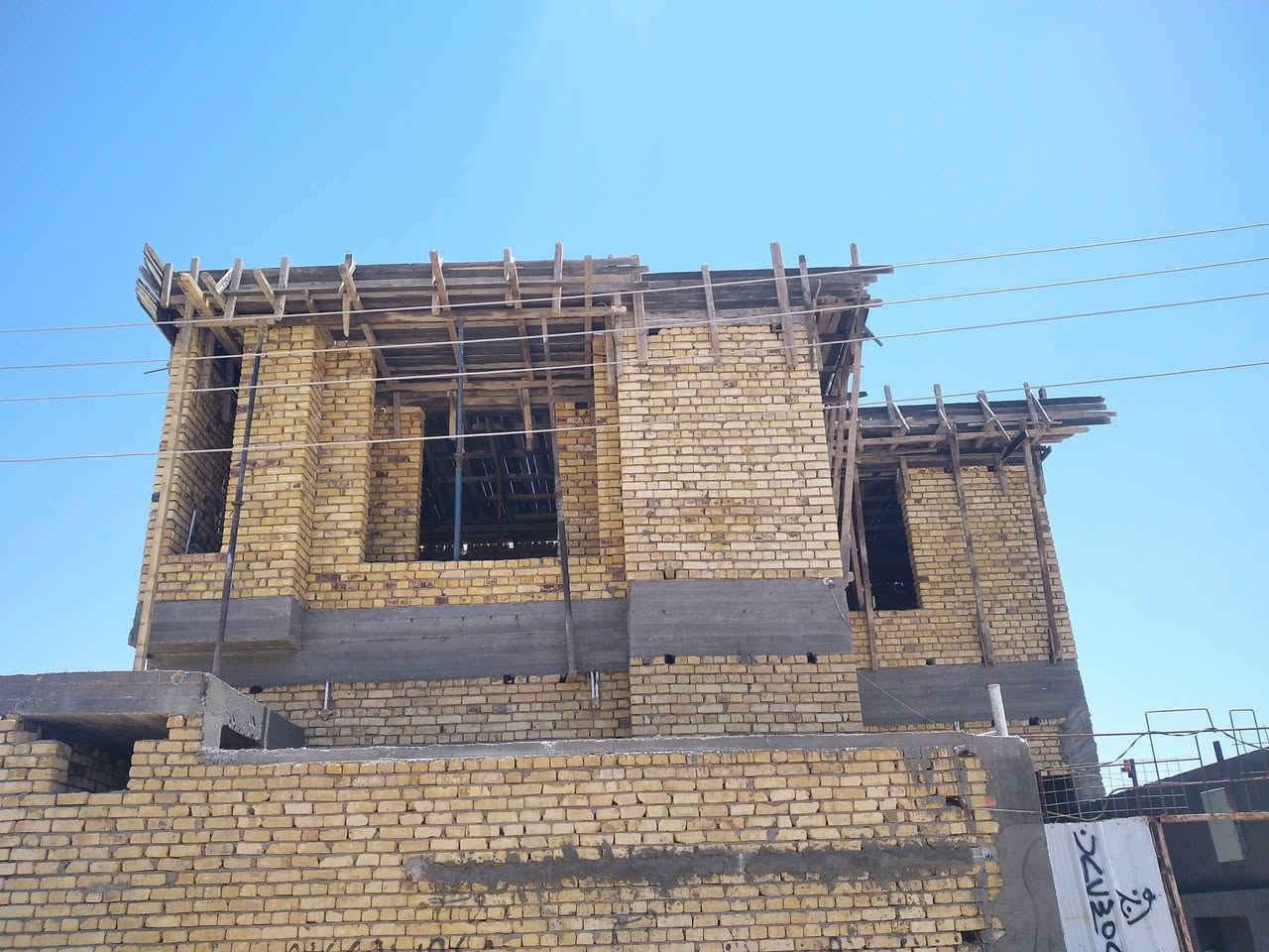 حداده ونجارة وبسعر مناسب ***********
