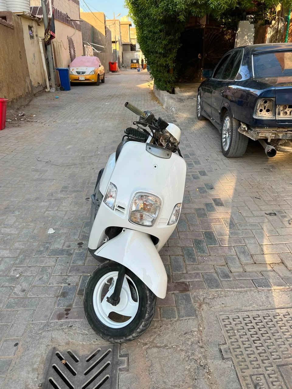 سلام عليكم بوليس مديل 2008كابريتر  درجه جاهزه مكينه خرسه كهربائيات كله شغاله للبيع لسعر ٦٣٠الف وبيه مجال بسيط ***********
