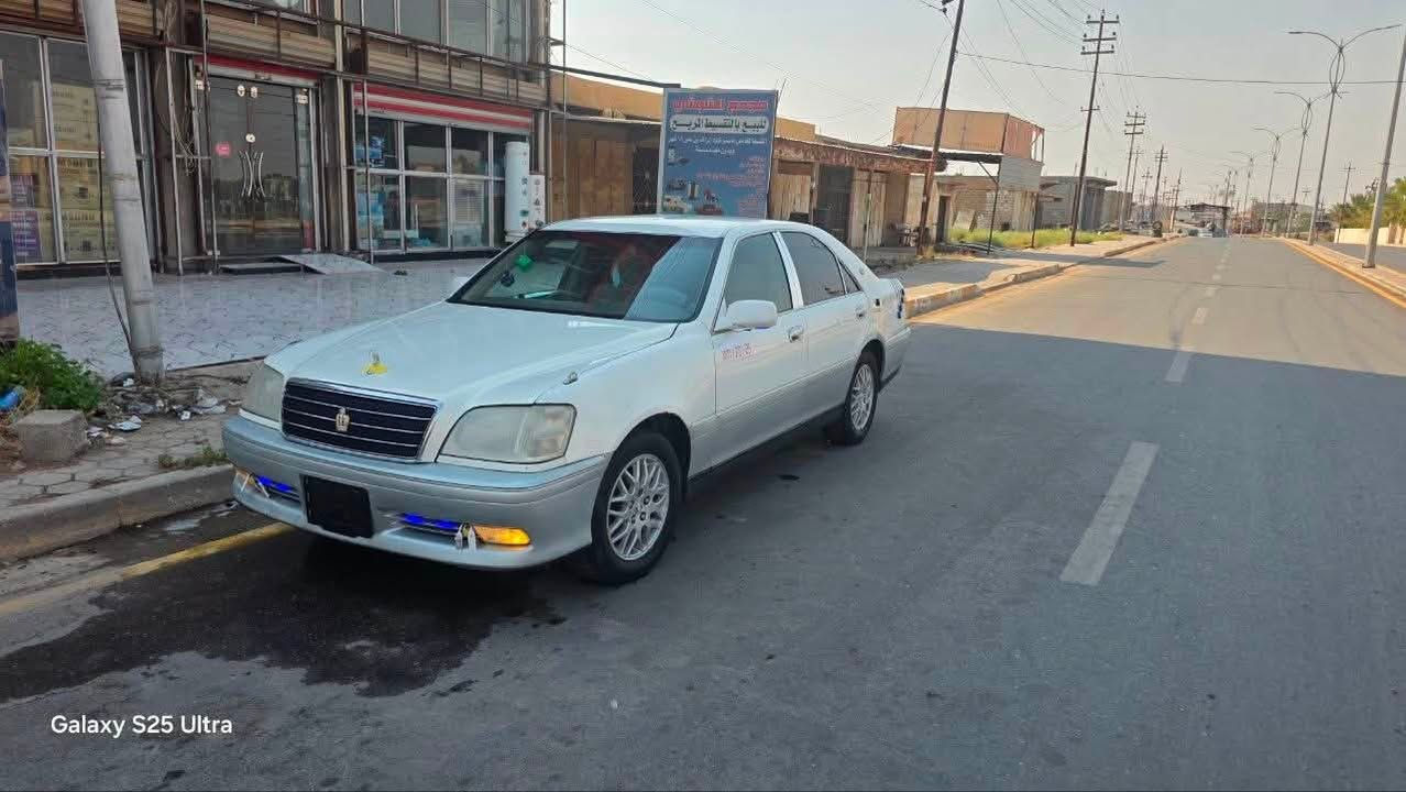 للبيع ملكه أدوات مكصوصه جنطه حداديه امامي وخلفي جديد تخم تايرات تبريد ثلج كهربائيات كلها شغاله مايعوزها اي شي محرك ديفور كبير سعرها 28 مكانها الضلوعيه ***********(مكلف بيها )
