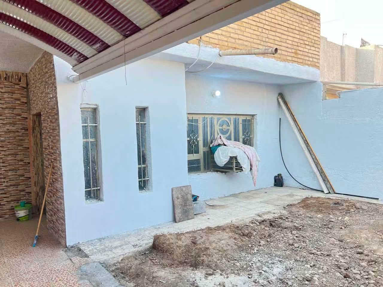 دار للبيع طابو صرف 
حي العسكري مجاور الروضه مقابل المنتزه
مساحة الدار 210
يحتوي على غرفتين ارضي وطابق ثاني + استقبال صالة 
جاهز للسكن مباشر مع التحويل باسم المشتري
للاستفسار والتواصل الاتصال على الارقام او مراجعه مكتب المهيب/واسط قضاء الزبيدية خلف جامع الامام الصادق
***********
***********
***********
***********

