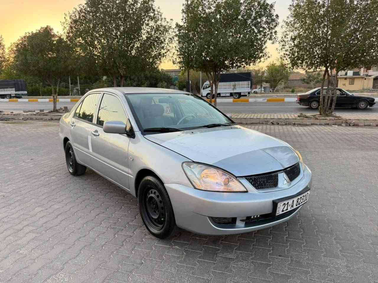 مستيبوشي لانسر موديل 2009
خليجي مكينه حجم 16اوتماتيك
رقم وسنويه كوله جديد ابشرط تحويل
تخم تايرات جديد
دواخله نضيف ممتعوب 
تبريد ثلج❄️
سنتر لوك🔐
شاشه تاب وكامره 
صدر كوله جديد
سياره حلوه وكاعده بدون ضربه فقط اثر جراد وصابغين جم قطعه سونار ويه منشور مكاني ديالى خانقين السعر ((72))وبي مجال ***********
