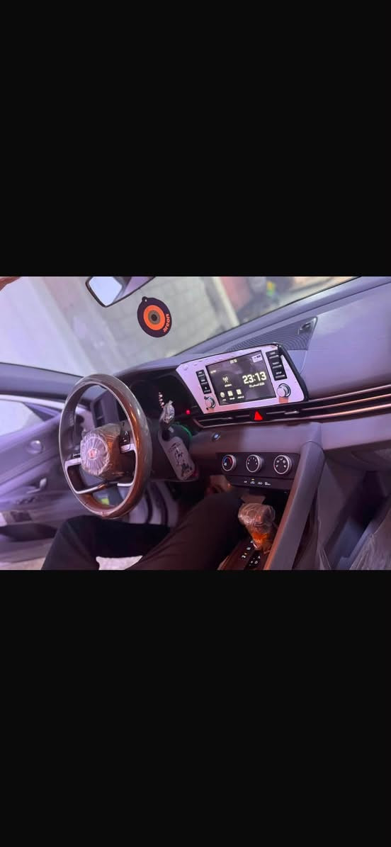 سلام عليكم النتراء خليجي محرك 2000خليجي اصلي مو صيني موديل 23 كفاله عامه من جكت الابره فقط اكو طلقه بلقماره ماشيه 37 فقط جديده حيل رقم بغداد باسمي والسعر للاستفسار *********** فول واحد على واحد
