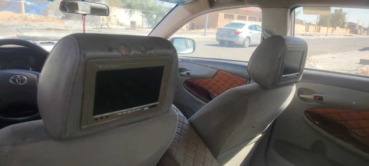 سلام عليكم للبيع كورله موديل ٢٠٠٩
مكينه ١٨٠٠ شرط المحرك 
كير شرط صدر جديد 
تبريد ثلج كهربائيات كلها شغاله 
سياره بيها قطعه وحده فقط 
رقم اربيل دولي شرط التحويل
السعر١٠٥ وبيها مجال قليل
مكان سياره صلاح الدين بيجي 
*********** 
ملاحضه يرهم مراوس حسب القناعه
