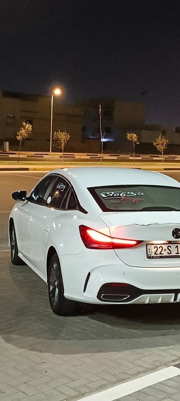 ام جي GT5 • ٢٠٢٥ • ٥٥ ألف