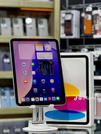 ايباد 11 • نضافه ١٠٠/١٠٠ • بطاريه ٩٨