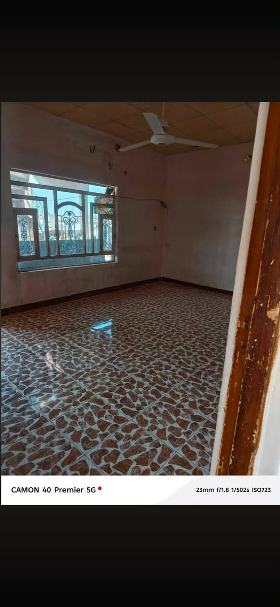 ‏سلام عليكم شقة للإيجار طابق ثالث المكان قاسي الثانية بشارع أبو وليد إيجار 175 قفل أي واحد يراسلني هذا رقمي موجود فقط واتساب ***********

