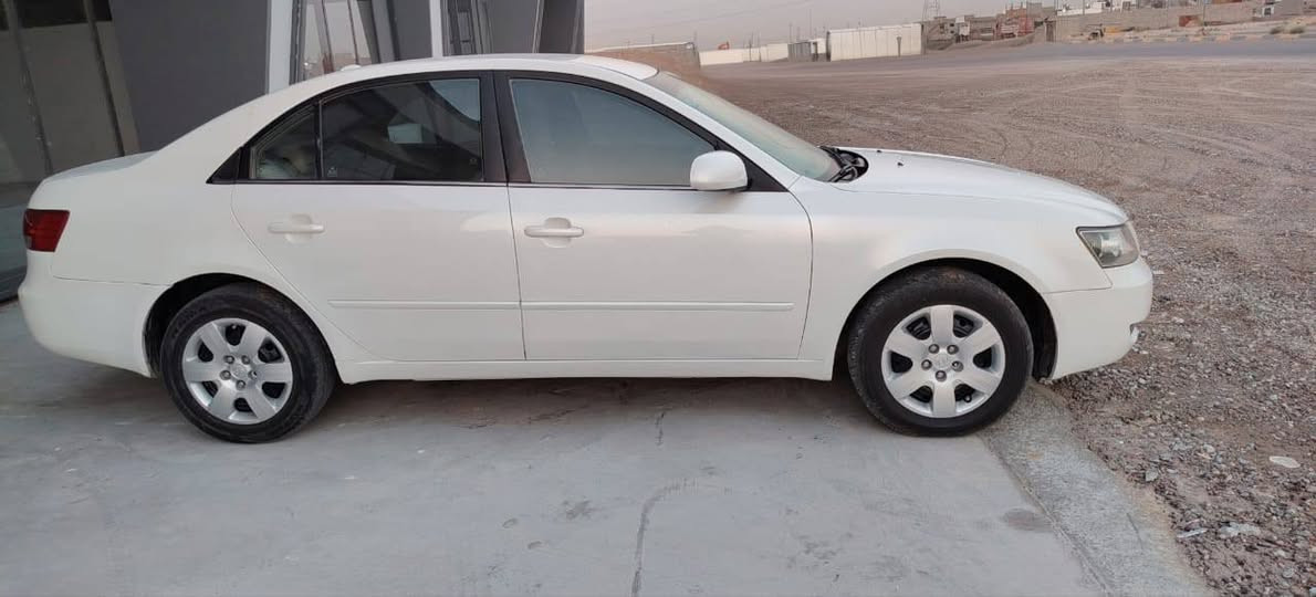 سلام عليكم 
سوناتا موديل 2008 وارد امريكي 
محرك 2400 دوش 
رقم بغداد تحويلها مباشر 
مصبوغه عام جماليه بسبب تكشير شرط لا تكم بيها ولا قماره بيها معجون ابد ولا شواصي ابد 
سياره حلوه ومال بيت 
مكان السياره ( سامراء )
السياره بدون نواقص مابيها مصرف ابد 
للتفاصيل اكثر الاتصال على الرقم او مراسله الوات ساب 

‭***********‬

