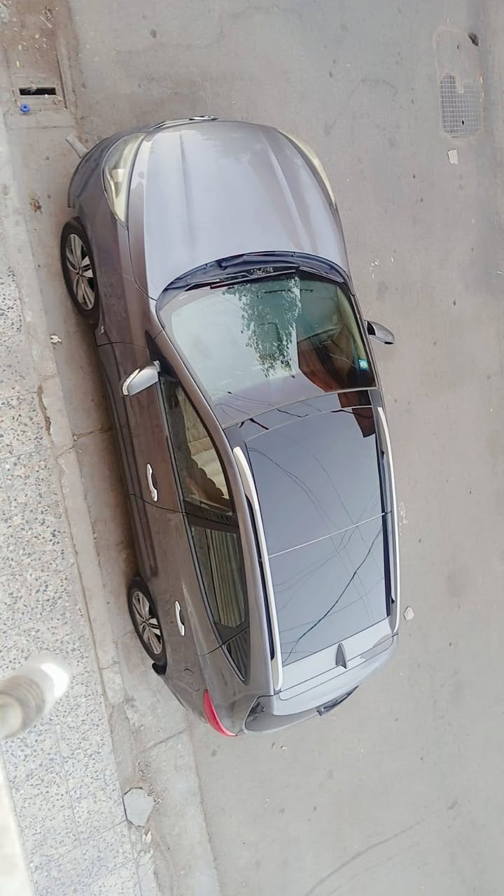 السلام عليكم توكسان 2014 وارد أمريكي السياره فول الفول ماشيه اقل الخمسين الف بيهه قطع صبغ ابيع حزام تفاصيل@ *********** اتصال بي واتساب
