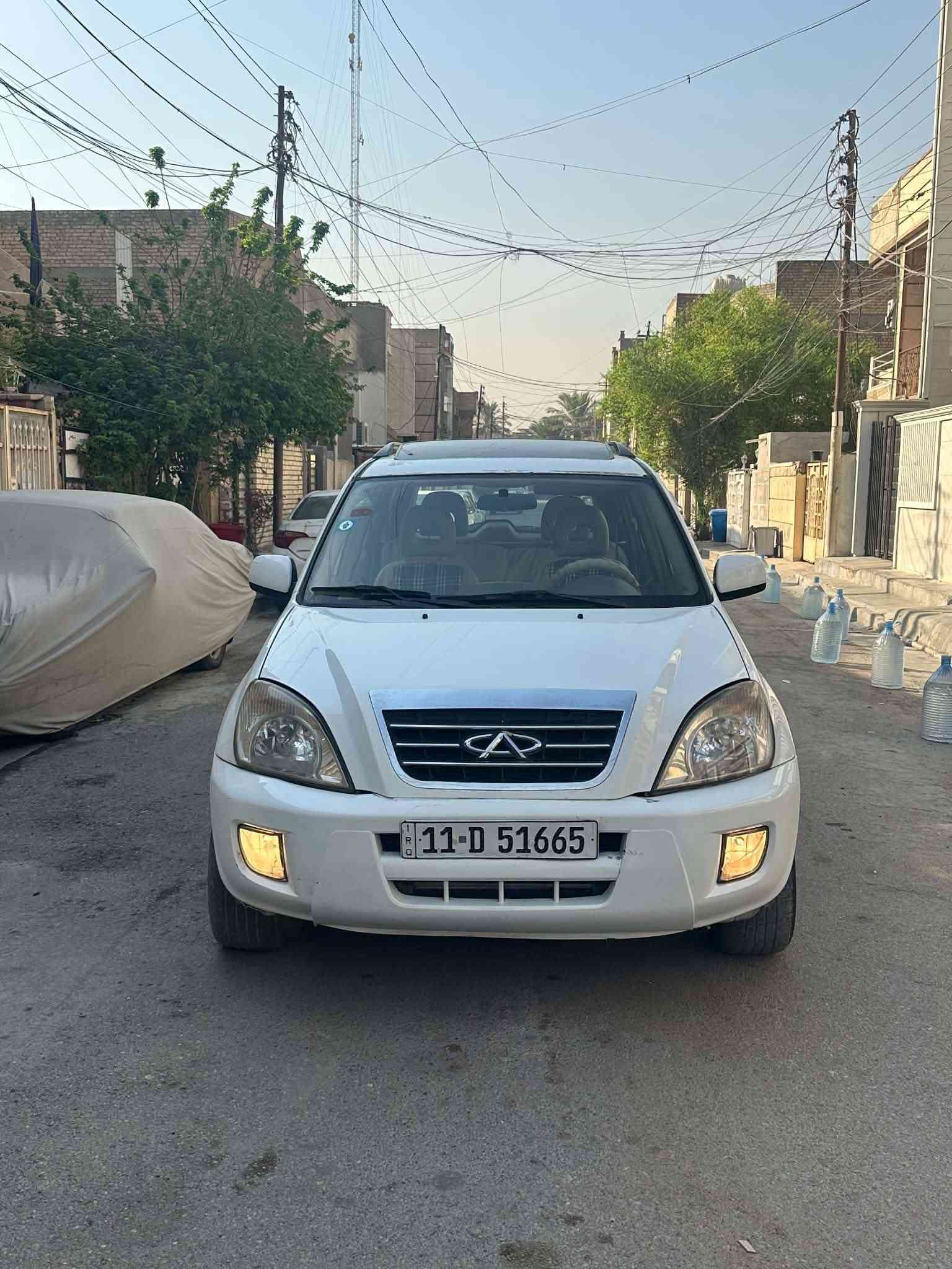 السلام عليكم 
السعر ٥٠ ورقه مجال بسيط
الاتصال ***********
شيري تيكو موديل ٢٠١٢
سياره جاهزه وكامله 
كير ميكانيكي
مكينه حجم ٢٠٠٠
السياره بدون لا ضربه ولا صبغ 
عده شويه بل جاملغ اليمنه. صبغ
ماشيه ١٣٥ ألف
كهربائيات كله بلاديه
مكاني بغداد شهداء السيديه
