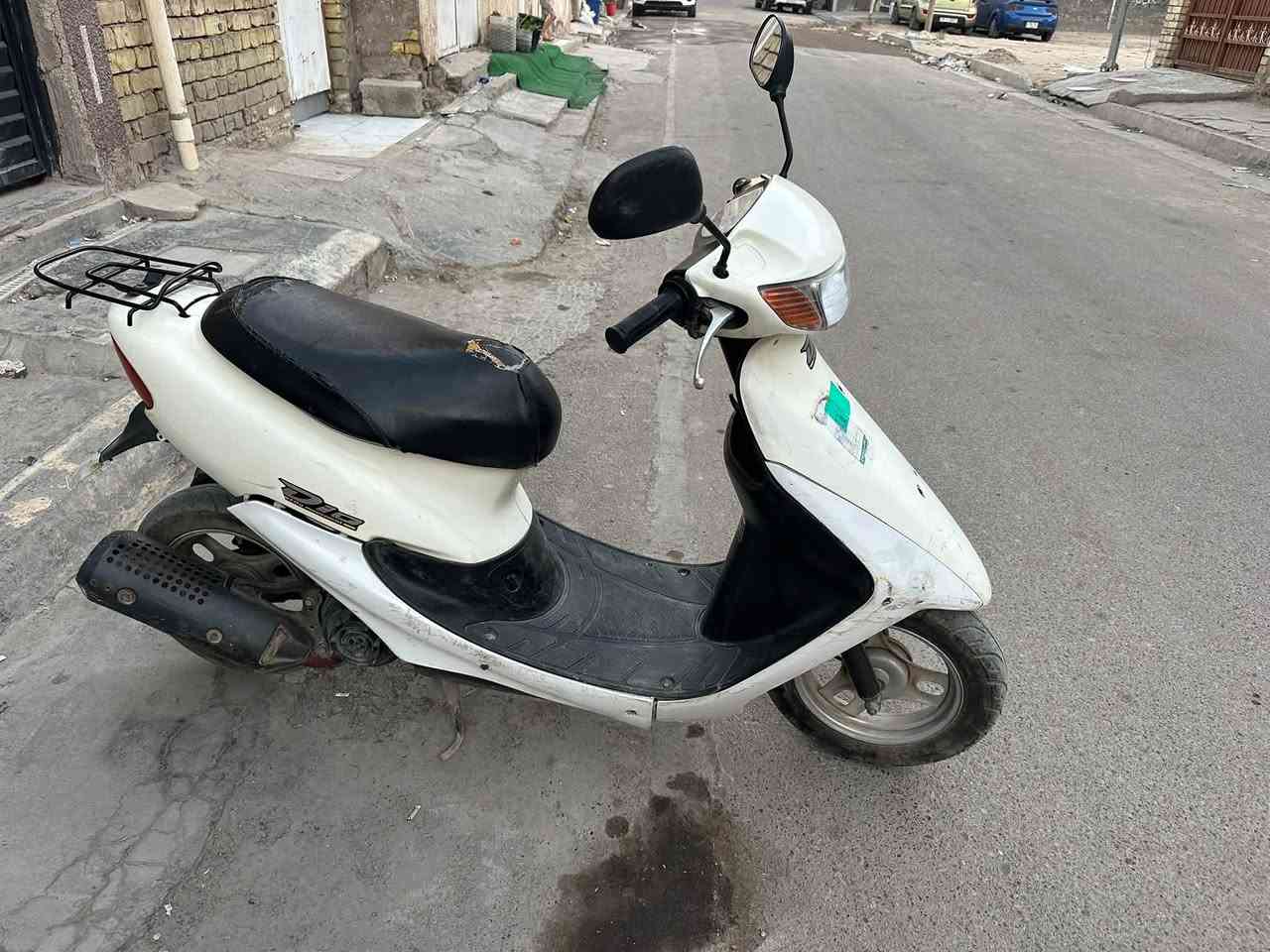 السلام عليكم ٦٠ للبيع الشعب قرب جامع شروفي كدامك مقطع شغالة السعر ٢٥٠ وبينة مجال التواصل ع رقم الهاتف ***********
