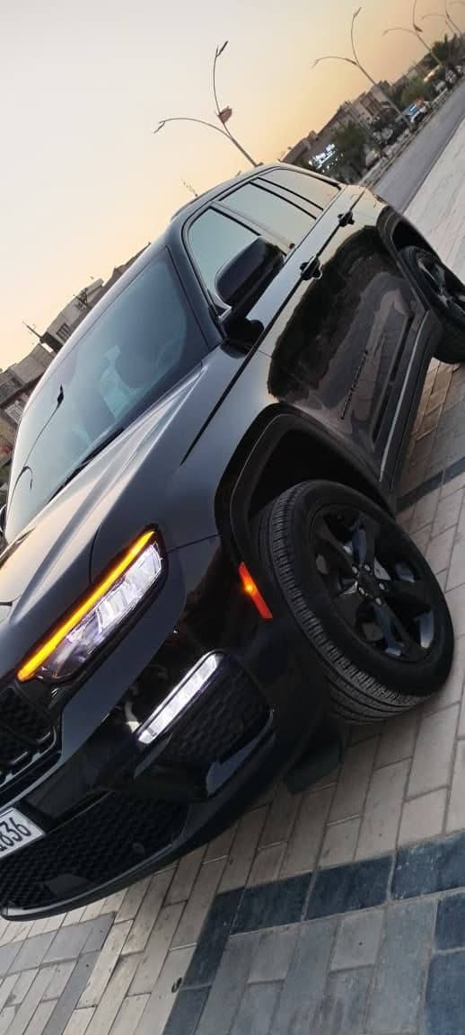 طك كارتون
Jeep Grand Cheroke للبيع
وارد امريكي ضرر جاملغ امامي فقط قطعه وحده فول فول فول مواصفات 
📅 موديل 2024
🔰 فئة Limited
⚙️ دفع رباعي 4×4
🔥 محرك 3.6 لتر V6
⚙️ جير أوتوماتيك 8 سرعات
🚪 SUV بخمسة أبواب
🛞 نظام دفع 4WD
💡 إضاءة LED
📷 كاميرات عدد 5 محيطيه
🅿️ حساسات/مساعد ركن خلفي
👁️ مراقبة النقطة العمياء
🛣️ مثبت سرعة متكيف
🚨 تحذير تصادم أمامي ومساعدة المحافظة على المسار
🔥 مقاعد أمامية تدفئه تبريد
📱 Uconnect وBluetooth ويدعم الملاحة حسب التجهيز
السعر 34 الف يعني 3 دفاتر و 40 ورقه 
العنوان بغداد الدوره 
للاستفسار اكثر اتصال او المراسله عبر الواتساب ***********
