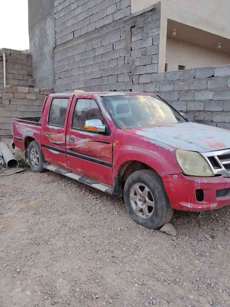 السلام عليكم..فتون 2013 سياره مكفوله كير واكسل وشاصي فقط ولباقي كوم حديد رقم بسمي وتحويل مباشر العنوان.واسط كوت. السعر 30$ وبيهامجال 
للستفسار  ***********
