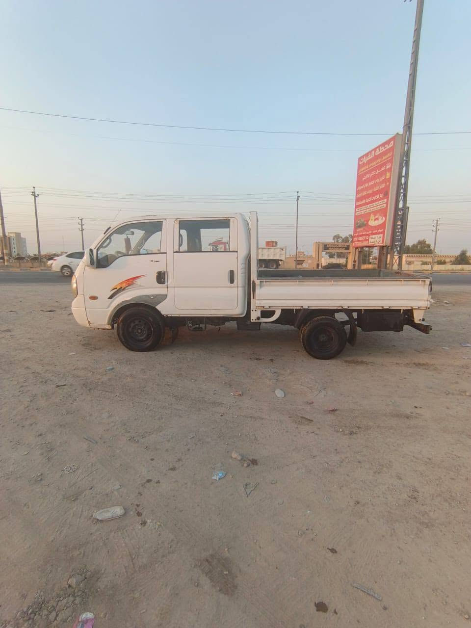 السلام عليكم كية بنگو للبيع
السيارة دبل قمارة تخم تاير حدادية كير ومحرك واكسل مشروطات شرط التحويل او الوكالة  محرك 3000مفتوح مكفولة من الضربة مشروع وطني للتواصل *********** بي واتس السعر 82 وبيها مجال

