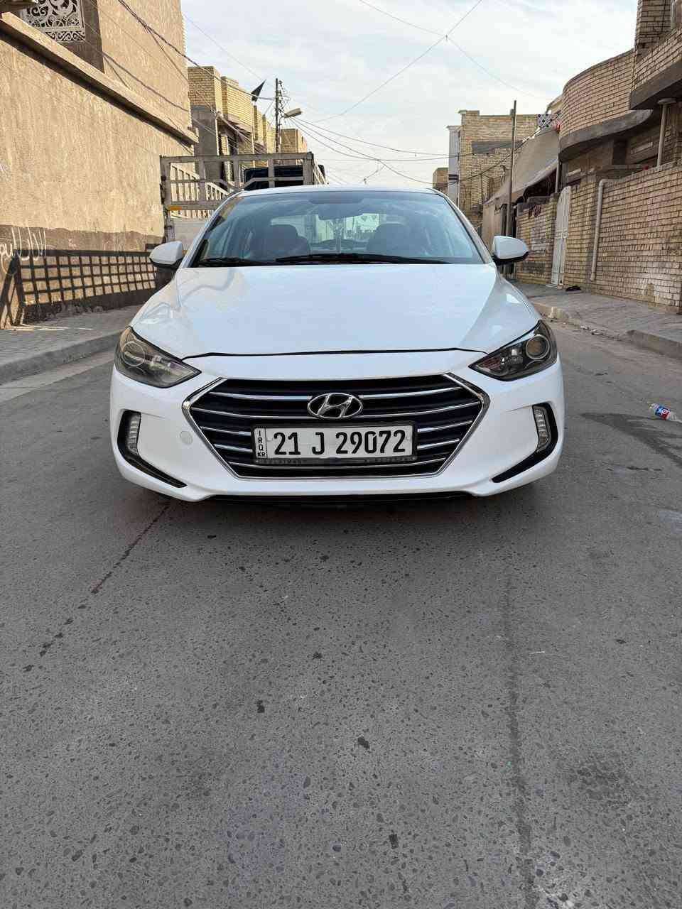 سلام عليكم عارض سياره للبيع
انتره موديل 2018حادثها بنيد وجاملغ فقط بدون دواخل محرك 2000دوش مامفتوح تخم تاير حداديه جديد كير AT
ماشيه ٦٠
العنوان بغداد 
الرقم/***********

نص مكتوب في الصور:
- Ringer 000-23568265 - 10/22/2018 INSURANCE AUTO AUCTIONS, INC. - IAAI.COM BidFax.info