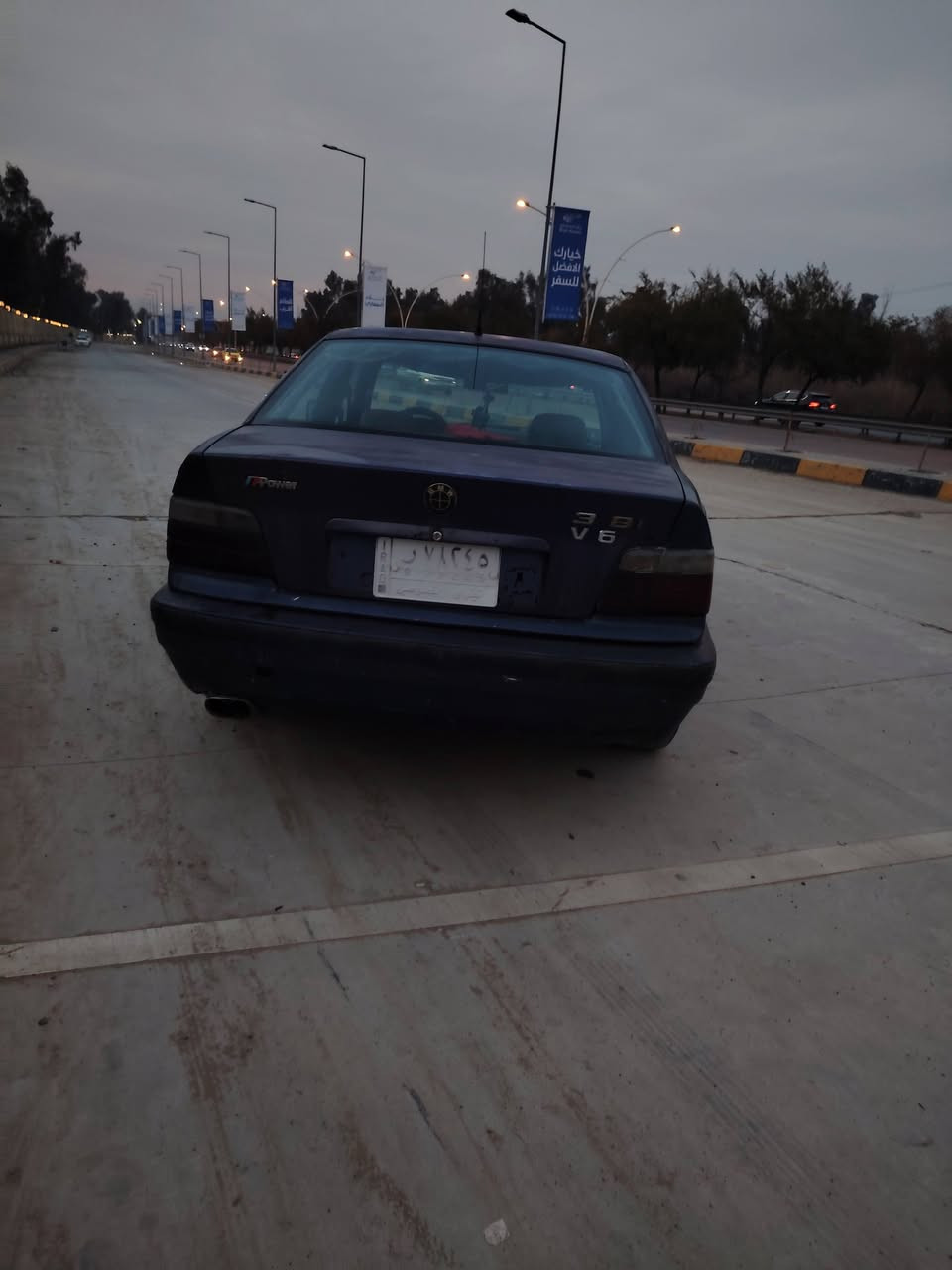 Bmw E36 318
للبيع محرك وكير شرط صبغ عام محرك 4 18 طخم تاير كدام وره جديد دبلات كدام وره جديد وياله خليه سنويتها تنتهي 2027 رقم نينوى الماني شرط الوكاله والتحويل طخه بالجاملغ اليمين  داخلها نضيف كابون بانزين الكتروني سكف داخل جديد صارله سبوع سعرها 28 ورقه وبيها مجال. 
لتواصل *********** وبي واتساب ايضاً
