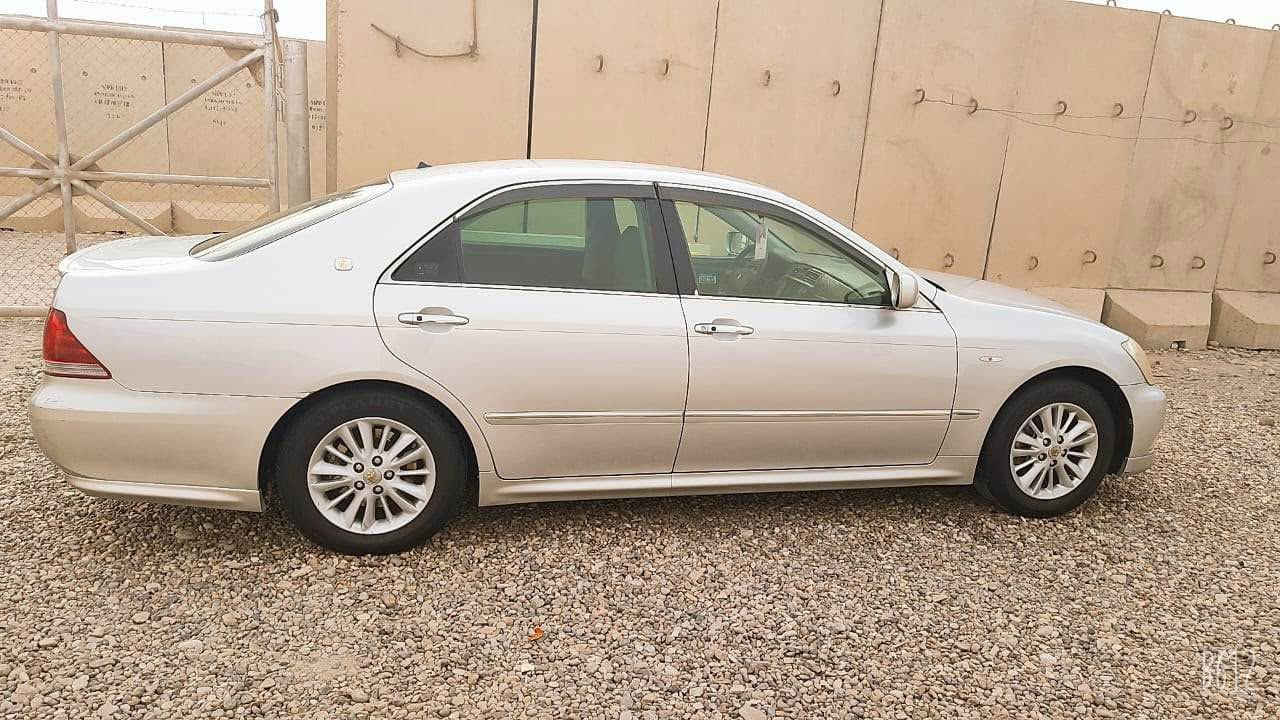 السلام عليكم  شاهينه  موديل 2004 المكينه 300بلاد 3دكم 5بصمات مكفوله ما عده البنيد امبدل نفس الون مكلف بالنشر السعر 120وبيه مجال رقم بصره بسم الشخص صاحب السياره  رقم الهاتف *********** البصرة, العراق
