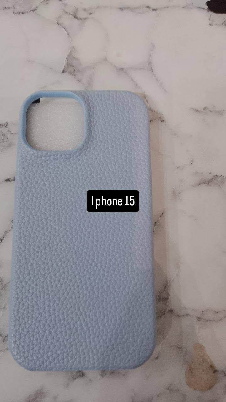 للبيع كفرات

نص مكتوب في الصور:
- Xiaomi 14T Pro
- Iphone 13
- I phone 15
- I phone 14
- I phone 11 pro
- Vivo V200 Pro