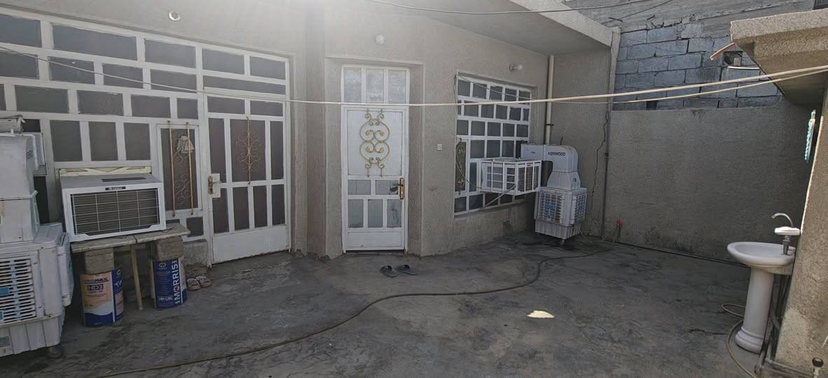 دار سكني طابو صرف للبيع في منطقة جسر ديالى / حي الحكيم / قرب جامع موسى الكاظم (ع) المساحة 150م
دار سكني طابو صرف للبيع في منطقة جسر ديالى / حي الحكيم / قرب جامع موسى الكاظم (ع) المساحة 150 م يحتوي على استقبال / مطبخ / صالة / غرفتين نوم 2 / صحيات داخلية وخارجية للاستفسار الاتصال على الرقم 
***********
