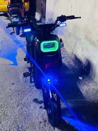 ونلي • R8 • ٣٠٠