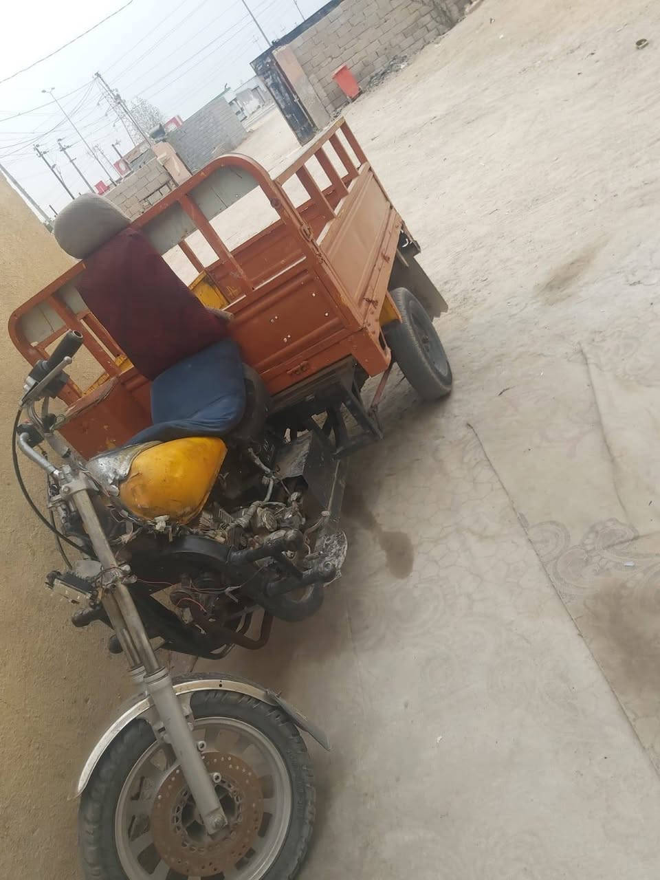بصره الزبير • كهربائي • مكفوله
