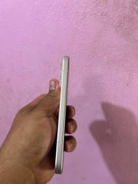 هونر ٦٠٠ • ٢٥٦ • ٨ رام